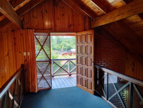 ¡Hermosa casa en venta! 2 Plantas + 3 Habitaciones + 2 Baños + Quincho + Piscina