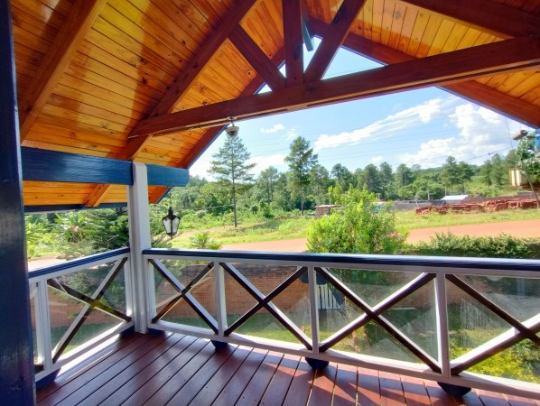 ¡Hermosa casa en venta! 2 Plantas + 3 Habitaciones + 2 Baños + Quincho + Piscina