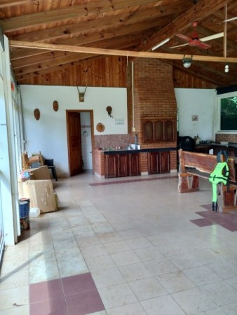 ¡Hermosa casa en venta! 2 Plantas + 3 Habitaciones + 2 Baños + Quincho + Piscina